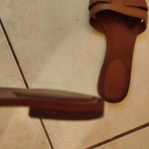 Flat leather sandals Massimo Dutti size 37 used, tan