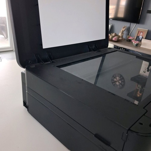 Brother DCP-J572DW Inkjet Printer Like New, Wireless 3-in-1