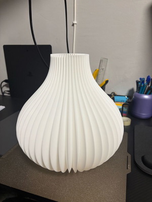 Decorative vase white like new, 22x22x22 cm