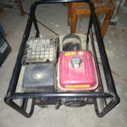 Honda EC 3600 Gasoline Generator like new