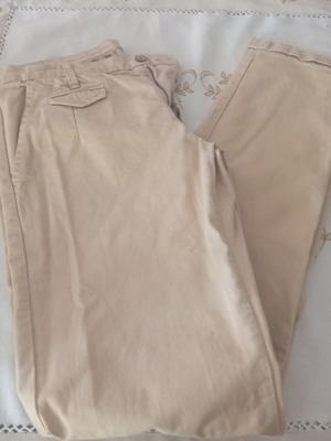 Pants, yellowish color
