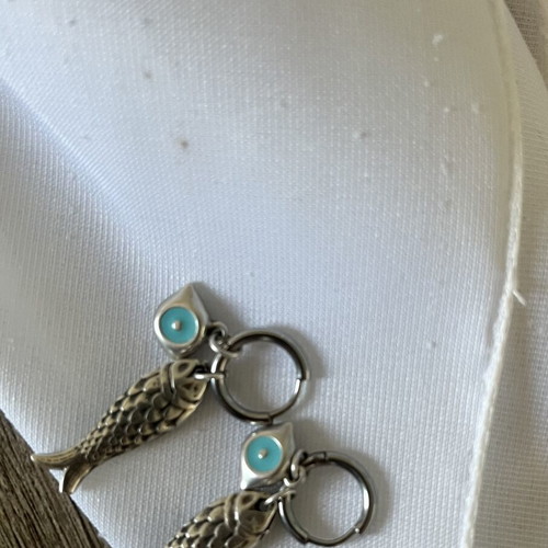 Dangling earrings like new with three wearing options
