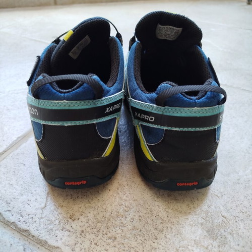 Salomon XA Pro V8 Kids Trail Running Shoes Size 37 Like New