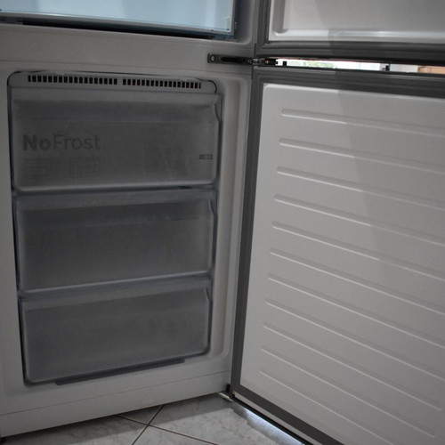 Ψυγειοκαταψύκτης Bosch KGN 36VLDE inox μεταχειρισμένος