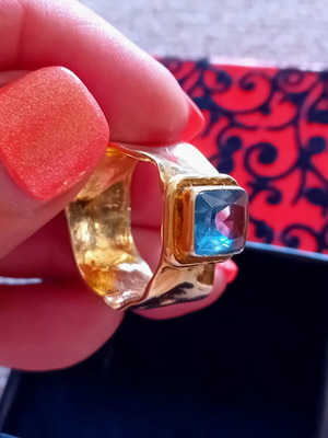 Silver 925 hammered ring with natural aquamarine, new