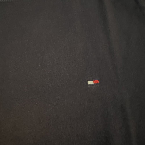 Tommy Hilfiger Navy Blue T-Shirt Medium Organic Cotton used