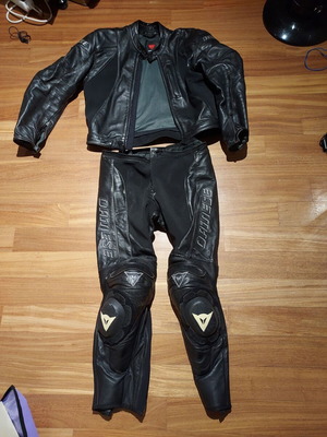 Dainese M4 Sports Touring leather motorcycle suit used EU 52 / UK 42