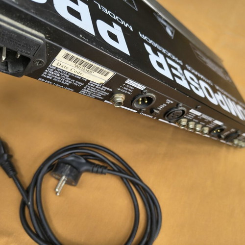 Behringer MULTIGATE PRO XR4400 Quad Expander Noise Gate used