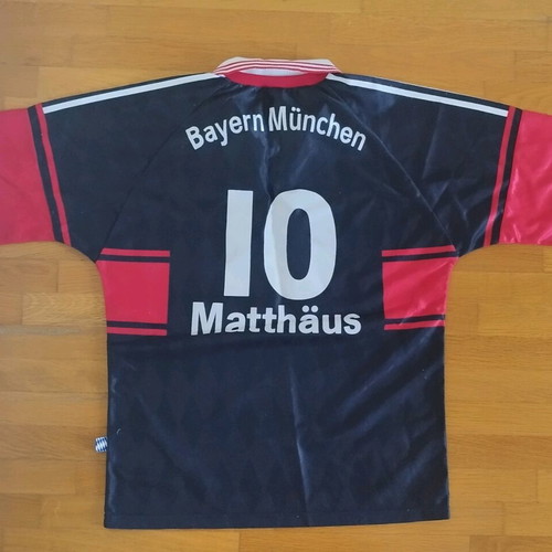 Εμφάνιση Bayern Munich μεταχειρισμένη, αυθεντική, μέγεθος Medium