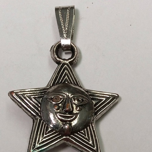 Star Sun Light Motif pendant silver, like new
