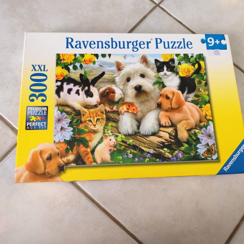 Ravensburger Puzzle "Animals" 300 Pieces New