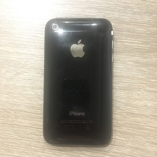 iPhone 3G used in excellent condition with box