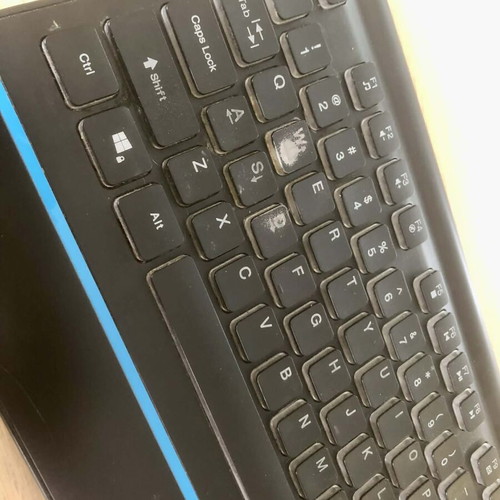Zeroground keyboard used, wired with USB