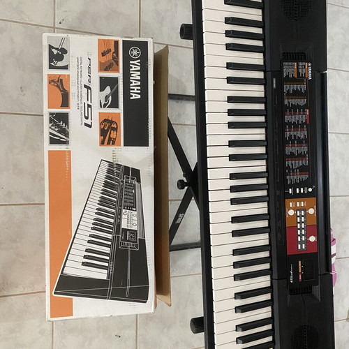 Yamaha PSR-F51 portable electric keyboard with 61 keys