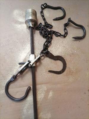 Kantari scale with bronze weight 1950 functional and decorative