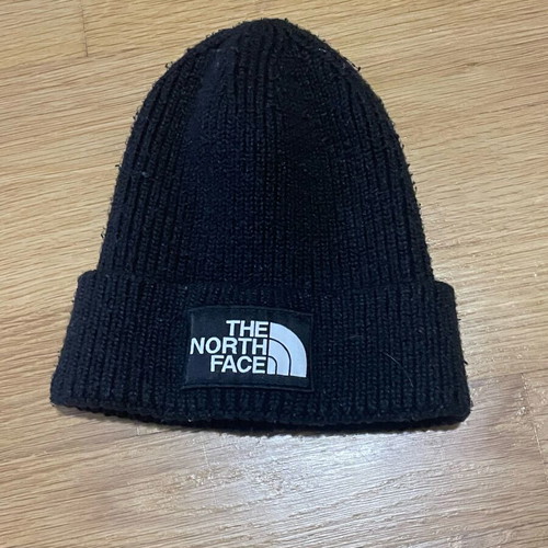 The North Face beanie like new, black, one size