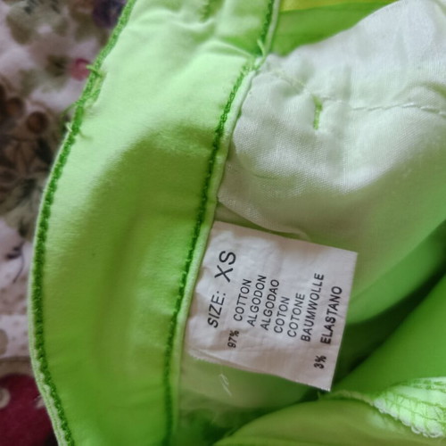 Pants XS green used with slight elasticity