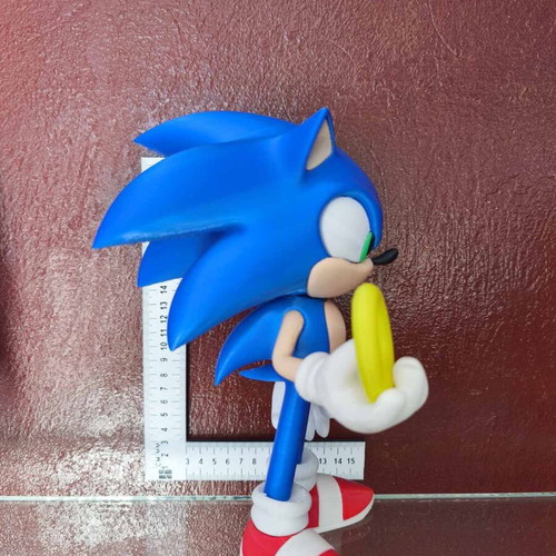 Handmade 3D Sonic the Hedgehog figure with yellow ring
