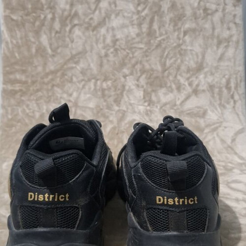 District75 FSN High STP 25-12050104-071 Athletic Shoes size 41 black and gold like new
