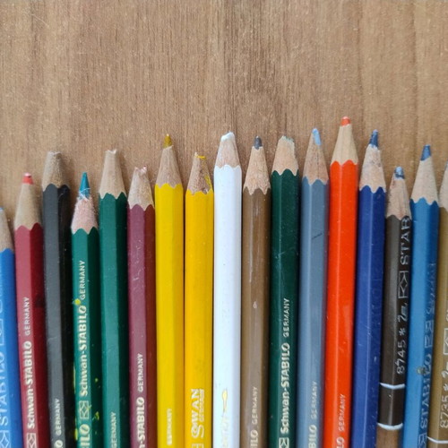 Schwan Stabilo Colored Pencils pack of 19 used