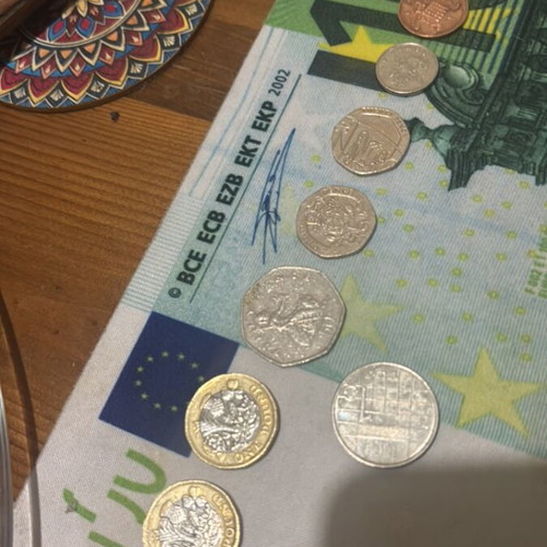 Coin set used, 1 Israel, 1 Netherlands, 9 England