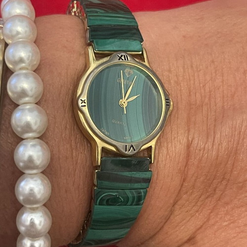 Gemtime women's watch with malachite vintage used, elastic band