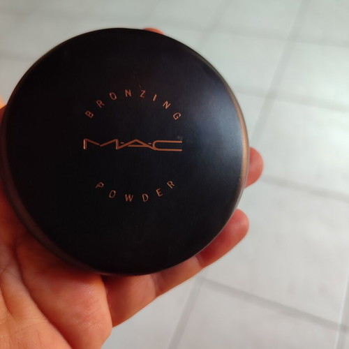Mac Bronzer matte used, made in USA