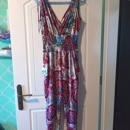 Miss Good one-piece jumpsuit like new, size M/L