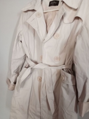 Women's beige trench coat, size M / 38 / 10