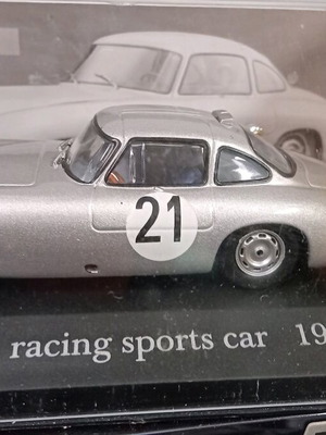 Mercedes 300SL collectible toy car 1/43 scale new