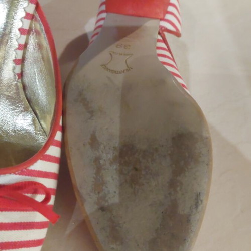 Migato red pumps with white stripes size 39 used