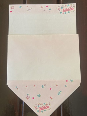 Bibi-Bo vintage stationery set with pink details and floral hearts