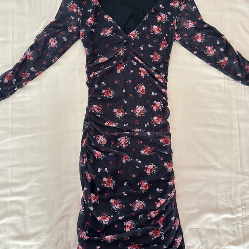 Two dresses Stradivarius and Celestino like new, size XS