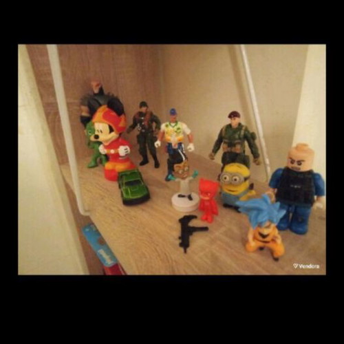 Various toy figures, set