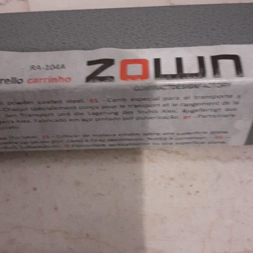 Metal trolley ZOWN like new with 4 wheels and brake