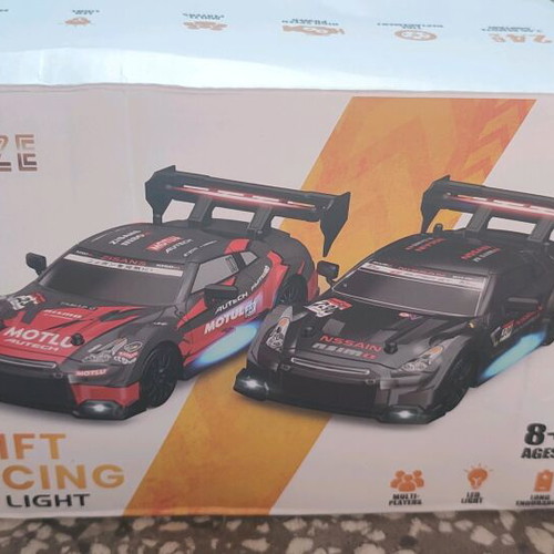 Τηλεκατευθυνόμενο αυτοκινητάκι rc drift 4*4 καινούργιο με χειριστήριο και επαναφορτιζόμενη μπαταρία