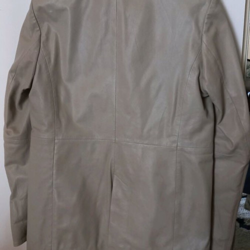 Leather jacket new size M beige unisex