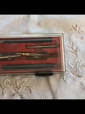 Artistic rapidograph set used with case