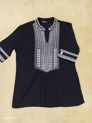 Boho μπλούζα Adda medium μαύρη με κέντημα σαν καινούργιο