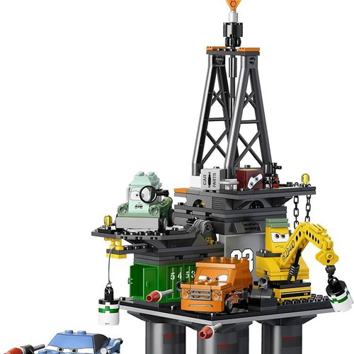Lego Oil Rig Escape Cars 2 9486 like new, 470 pieces, complete set with 4 vehicles