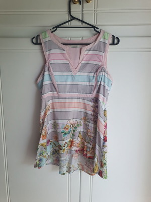 Sarah Lawrence floral blouse refurbished, size S, multicolor