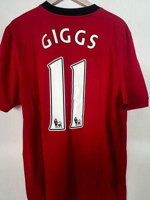 Manchester United Giggs φανέλα σαν καινούργια, μέγεθος L