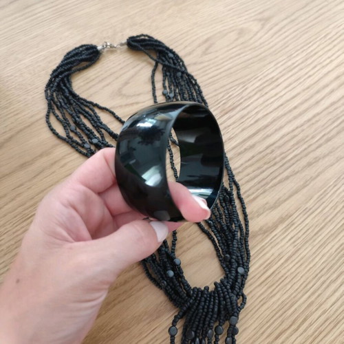 Black classic bracelet and necklace set like new
