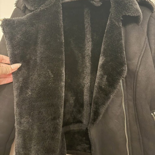 Mouton jacket like new, very warm, size M