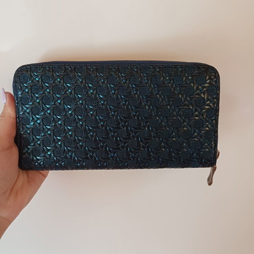 Wallet like new, dark blue color