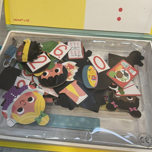 Janod Magneti Book educational magnetic toy like new
