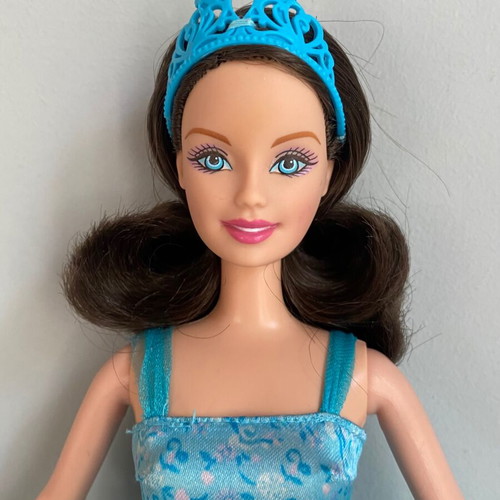 Barbie Princess Collection Ballerina Sleeping Beauty doll 2005 used