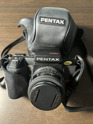 Pentax SFXn 35mm Analog Camera with SMC Pentax-F Zoom Lens like new