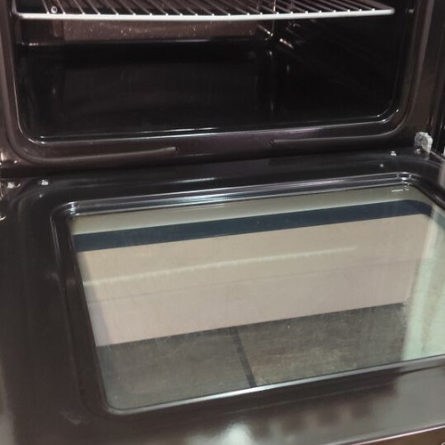 Pitsos Ceramic Stove like new, fully functional with two trays and grill