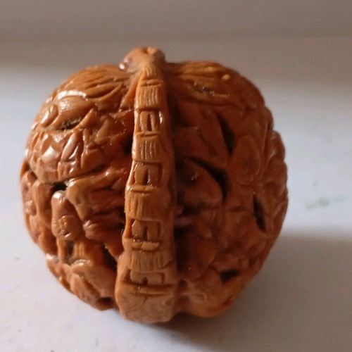 Carved walnut used with Chinese handmade Buddhist monk design